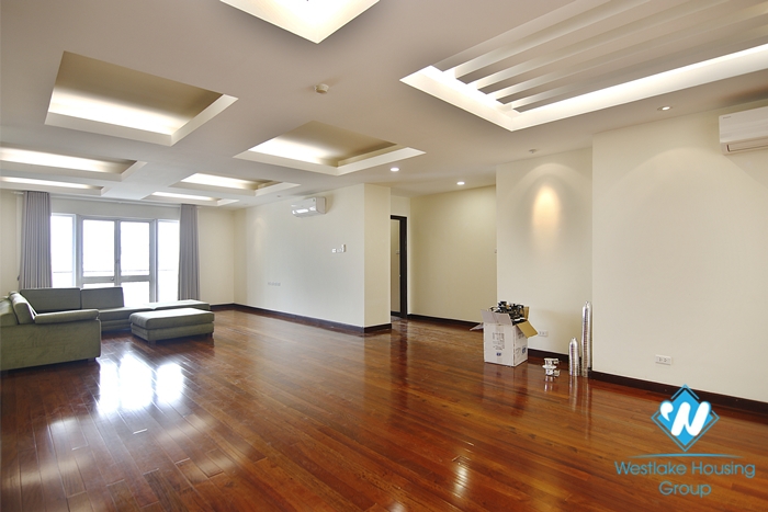 Four-room ambassador-sized apartment for rent in a quiet alley in the heart of Hoan Kiem district